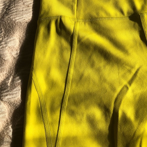 NWT High Waist Biker Shorts - Girlfriend Collective - Picture 13 of 13